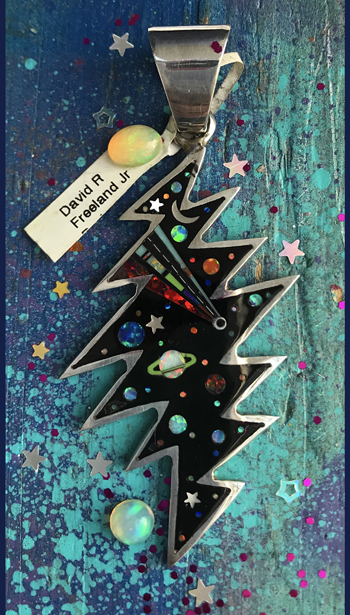 opal space bolt  inlay pendant