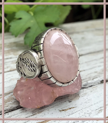 rose quartz skull ring